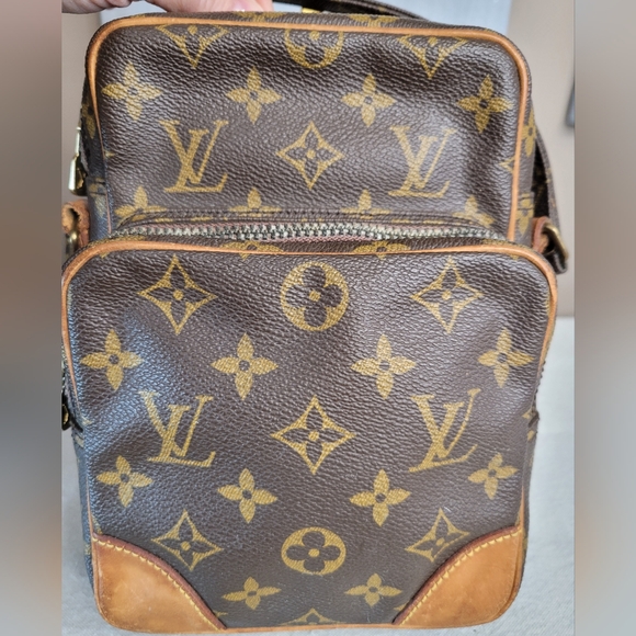Louis Vuitton Brown Amazon PM Monogram Womens Crossbody Bag - Picture 2 of 16